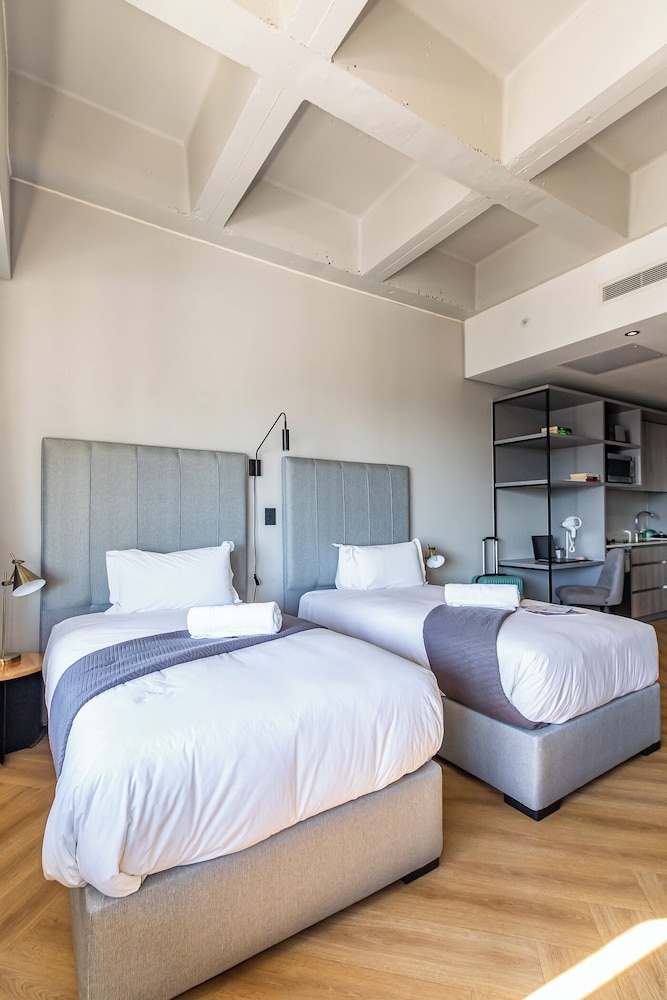 ITC Hospitality - One Thibault Hotel — Hotel rooms in Cape Town, Western Cape