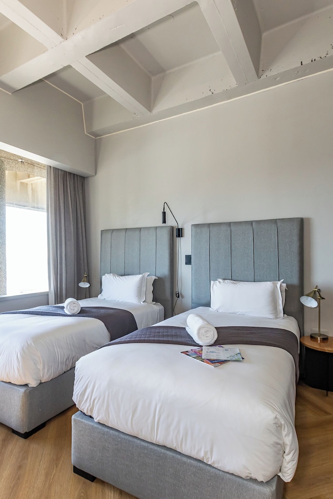 ITC Hospitality - One Thibault Hotel — Hotel rooms in Cape Town, Western Cape
