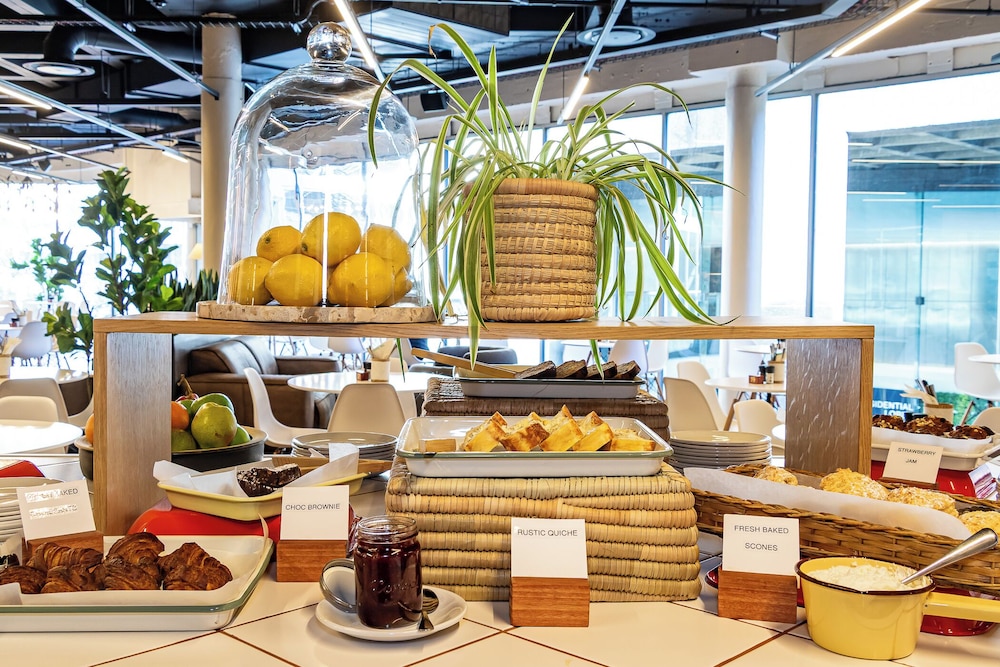 ITC Hospitality - One Thibault Hotel — Restaurant & bars in Cape Town, Western Cape