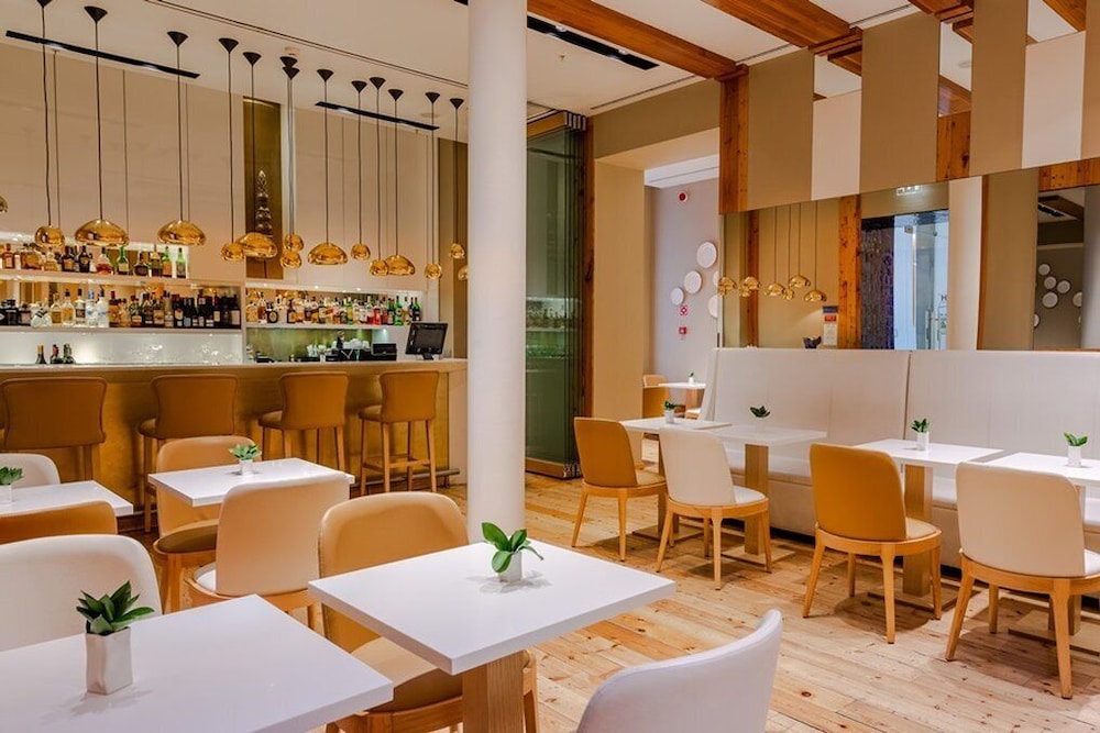 Portugal Boutique Hotel — Restaurant & bars in Lisbon, Lisboa