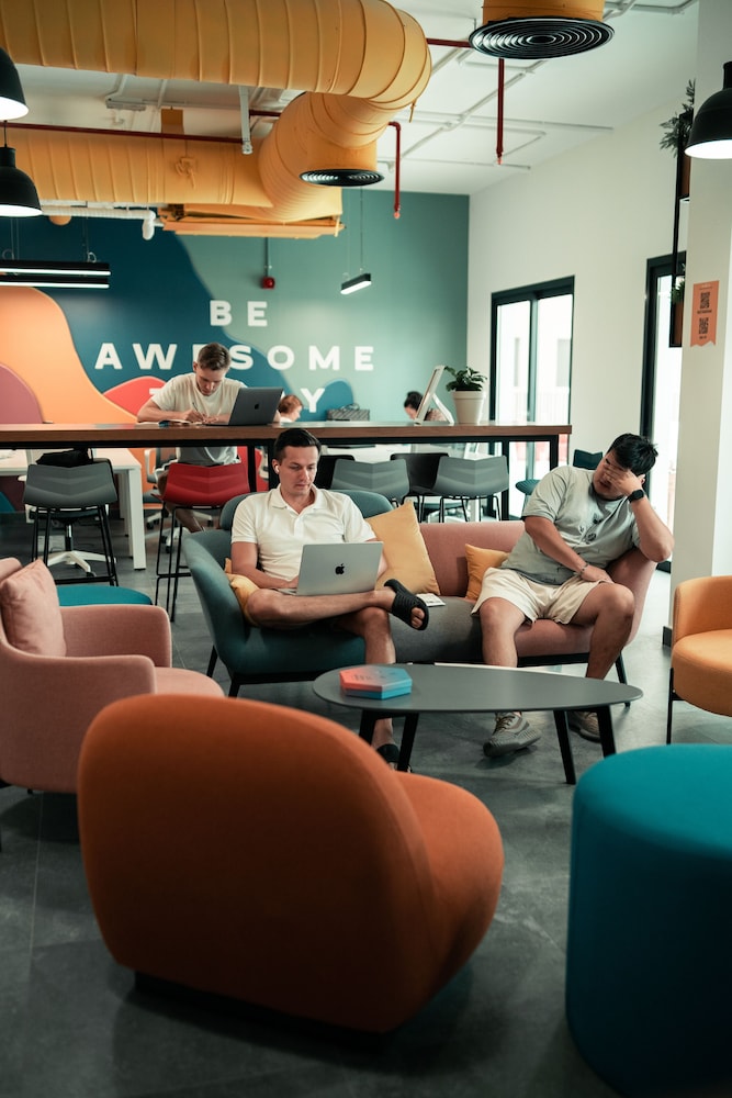 You&Co Dubai — Restaurant & bars in Dubai