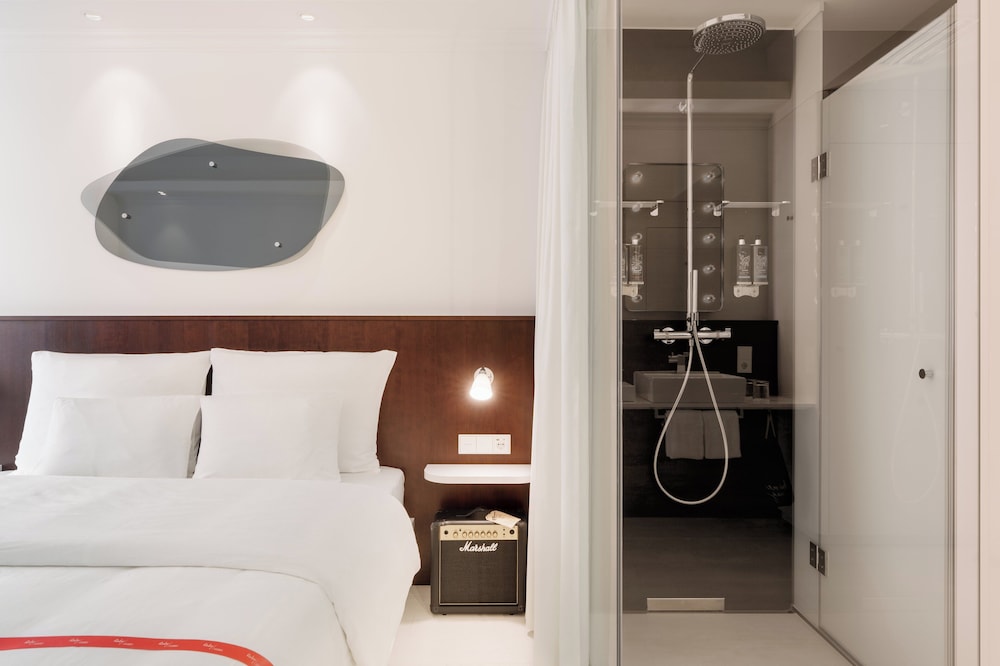 Ruby Hanna Hotel Stuttgart by IHG — Hotel rooms in Stuttgart, Baden-Wurttemberg