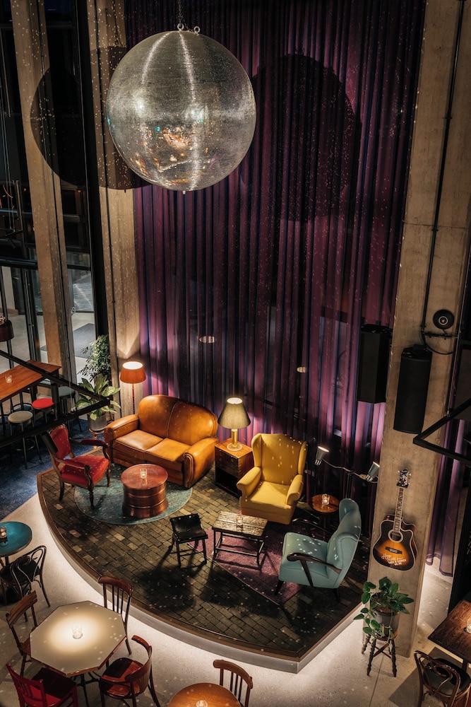 Ruby Hanna Hotel Stuttgart by IHG — Restaurant & bars in Stuttgart, Baden-Wurttemberg