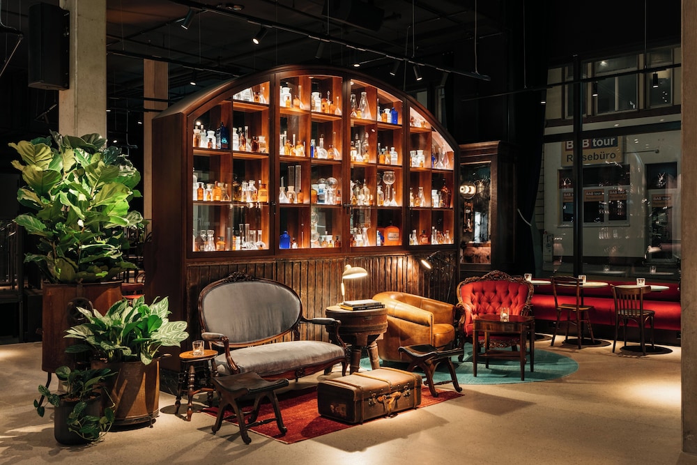 Ruby Hanna Hotel Stuttgart by IHG — Restaurant & bars in Stuttgart, Baden-Wurttemberg