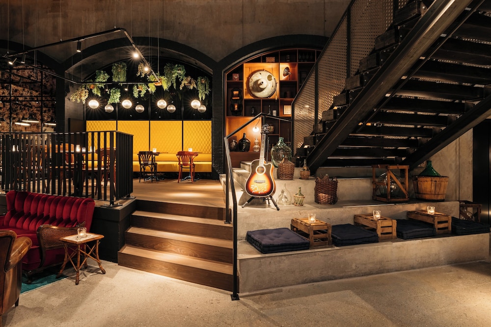 Ruby Hanna Hotel Stuttgart by IHG — Restaurant & bars in Stuttgart, Baden-Wurttemberg