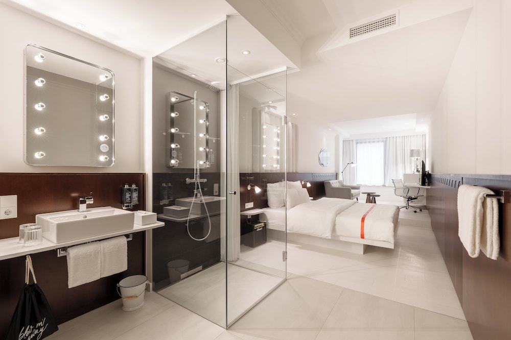 Ruby Hanna Hotel Stuttgart by IHG — Hotel rooms in Stuttgart, Baden-Wurttemberg