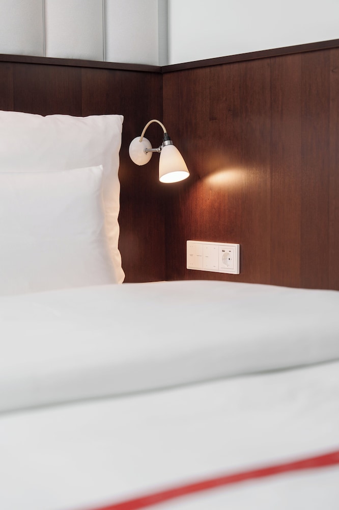 Ruby Hanna Hotel Stuttgart by IHG — Hotel rooms in Stuttgart, Baden-Wurttemberg