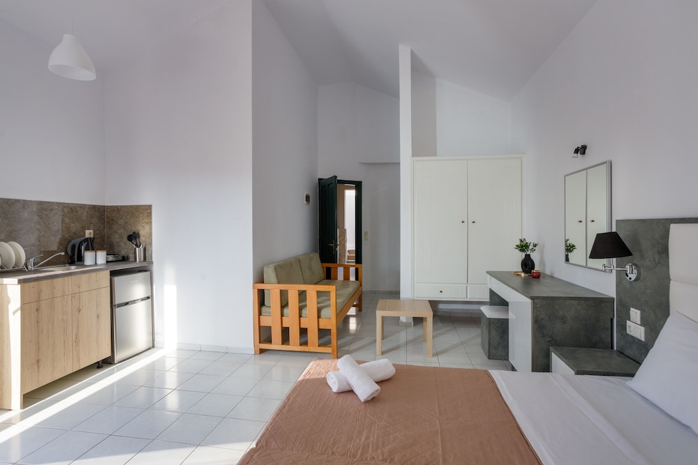 Malia Energy by Estia — Hotel rooms in Malia