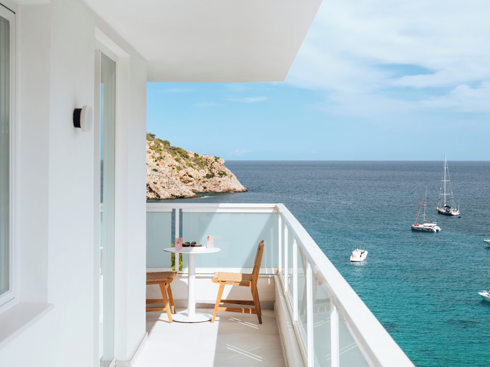 Mondrian Ibiza — Hotel rooms in Santa Eulalia, Balearic Islands