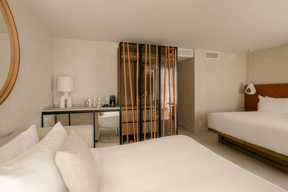 Mondrian Ibiza — Hotel rooms in Santa Eulalia, Balearic Islands