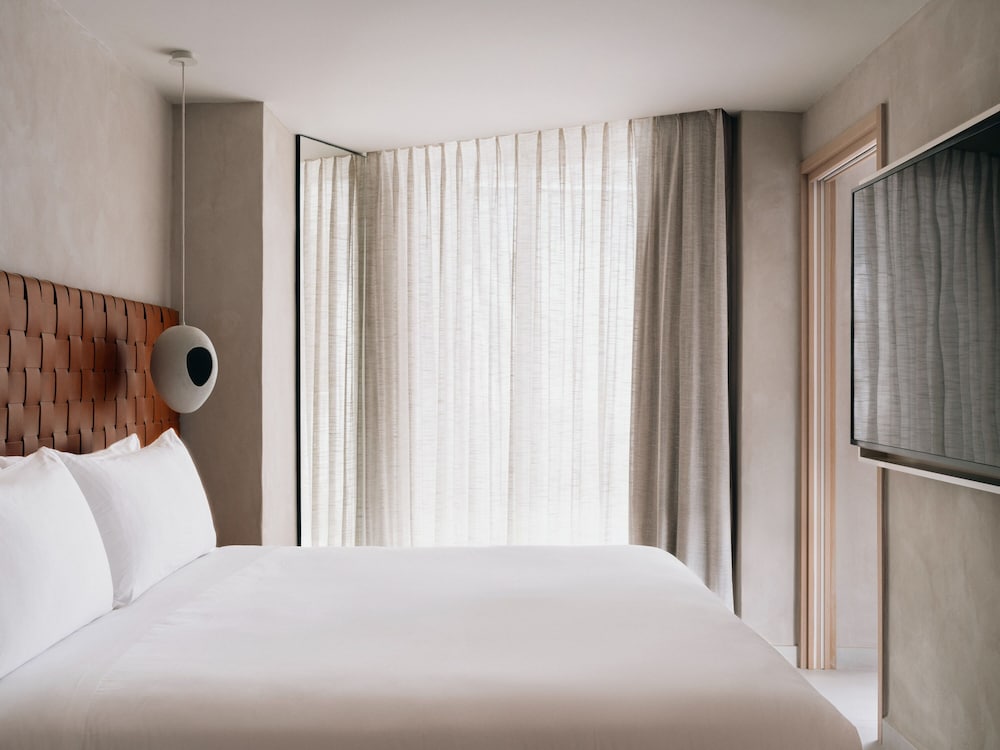 Mondrian Ibiza — Hotel rooms in Santa Eulalia, Balearic Islands