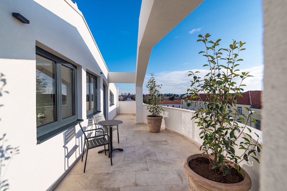 Miramare Hotel Zadar — Hotel building in Zadar, Zadar