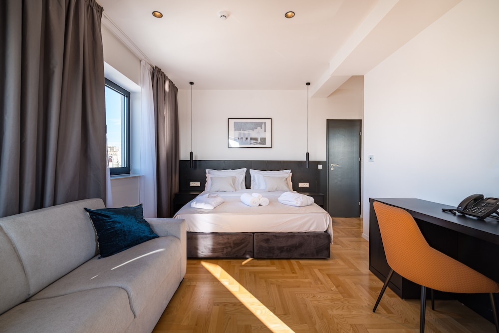 Miramare Hotel Zadar — Hotel rooms in Zadar, Zadar