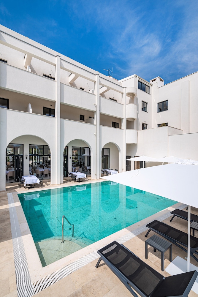 Miramare Hotel Zadar — Main photo in Zadar, Zadar