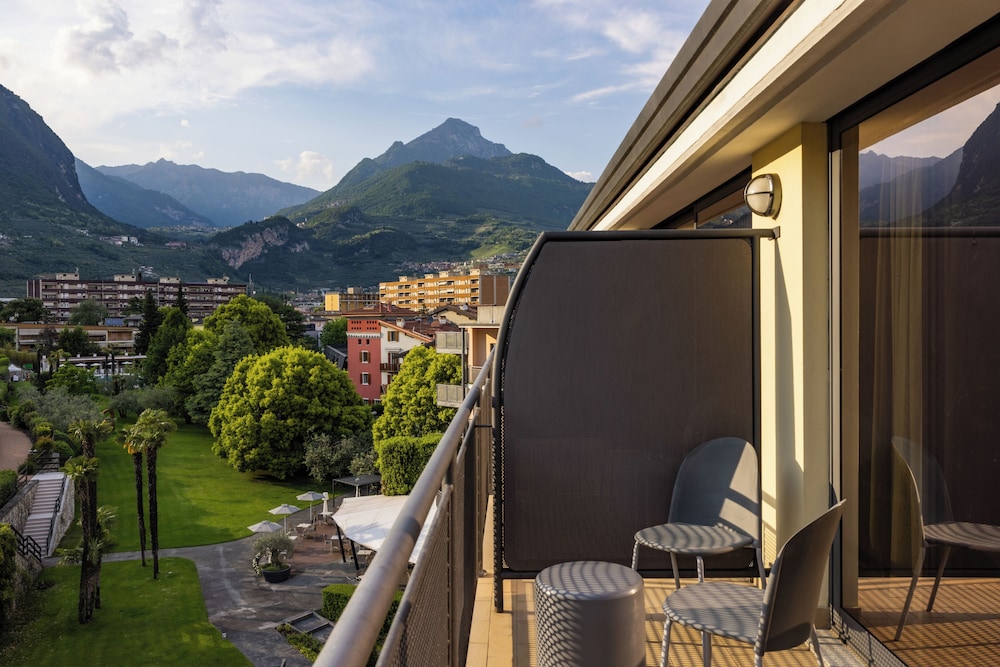 Astoria Resort — Hotel rooms in Riva del Garda, Trentino-Alto Adige