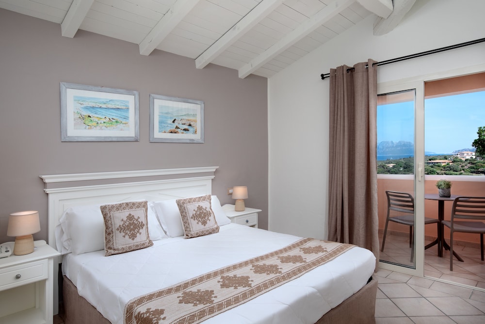 VOI Colonna Village — Hotel rooms in Golfo Aranci, Sardinia