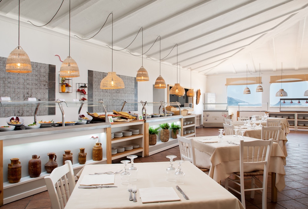 VOI Colonna Village — Restaurant & bars in Golfo Aranci, Sardinia