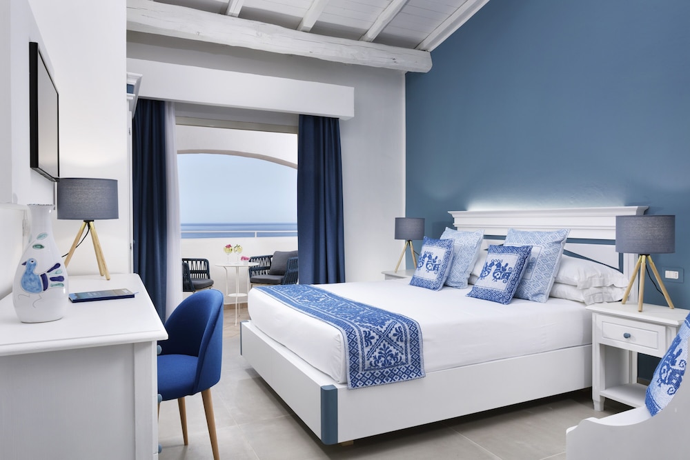 VOI Colonna Village — Hotel rooms in Golfo Aranci, Sardinia