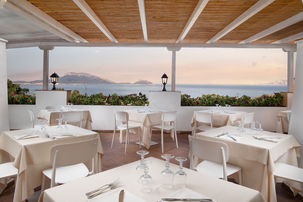 VOI Colonna Village — Restaurant & bars in Golfo Aranci, Sardinia