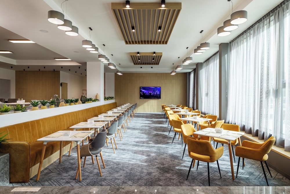 B1 City Hotel — Restaurant & bars in Sofia, Sofia (province)