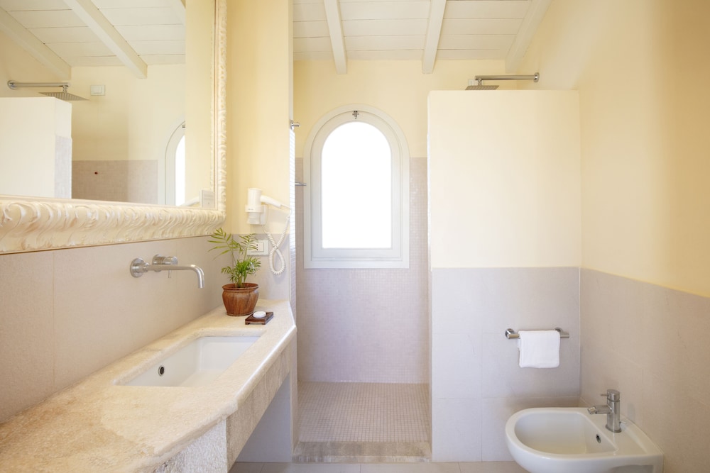Spiagge San Pietro Resort — Hotel rooms in Castiadas, Sardinia