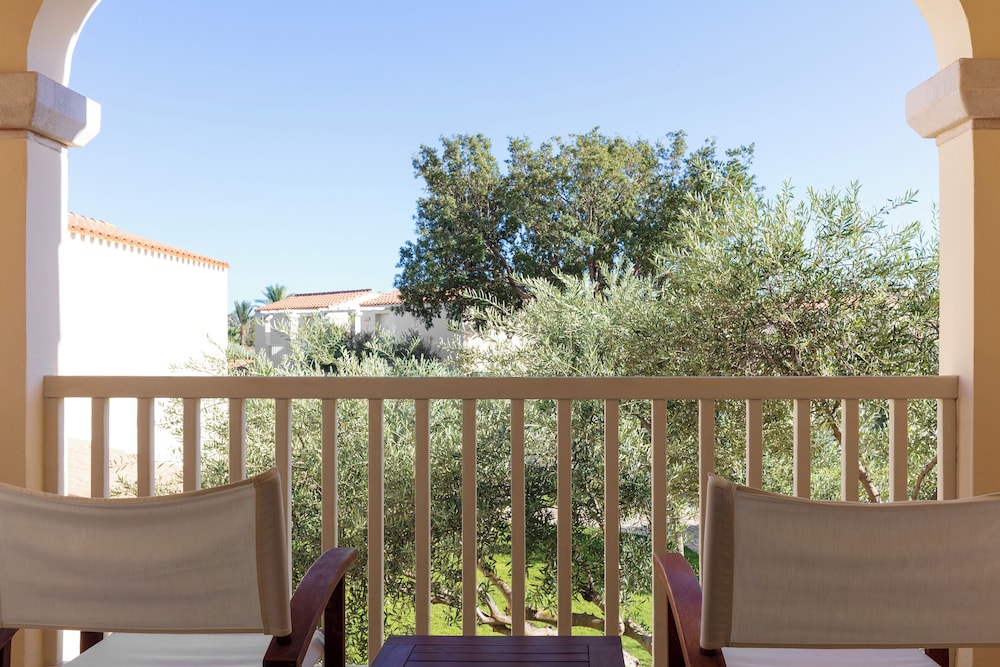 Spiagge San Pietro Resort — Hotel building in Castiadas, Sardinia