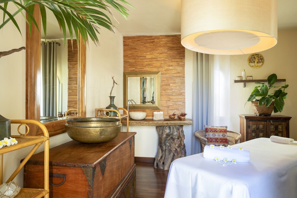Spiagge San Pietro Resort — Spa in Castiadas, Sardinia
