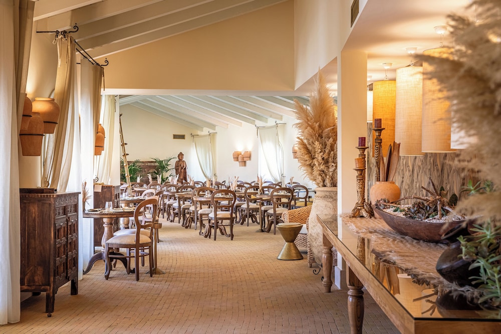 Spiagge San Pietro Resort — Restaurant & bars in Castiadas, Sardinia