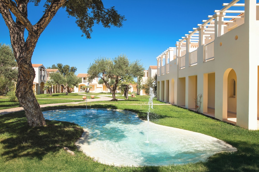 Spiagge San Pietro Resort — Hotel building in Castiadas, Sardinia
