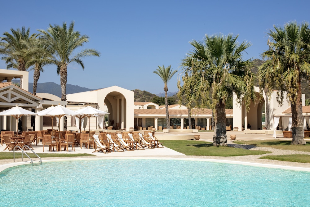 Spiagge San Pietro Resort — Swimming pool in Castiadas, Sardinia