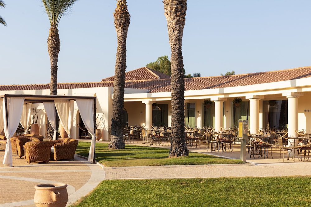 Spiagge San Pietro Resort — Restaurant & bars in Castiadas, Sardinia