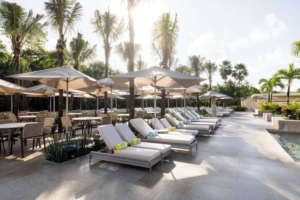 Family Selection At Grand Palladium Kantenah Resort & Spa - All Inclusive — Swimming pool in Xetna, Quintana Roo