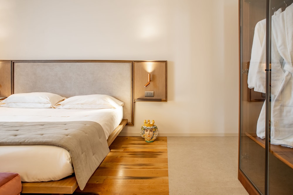 Villa Favorita — Hotel rooms in Marsala, Sicily