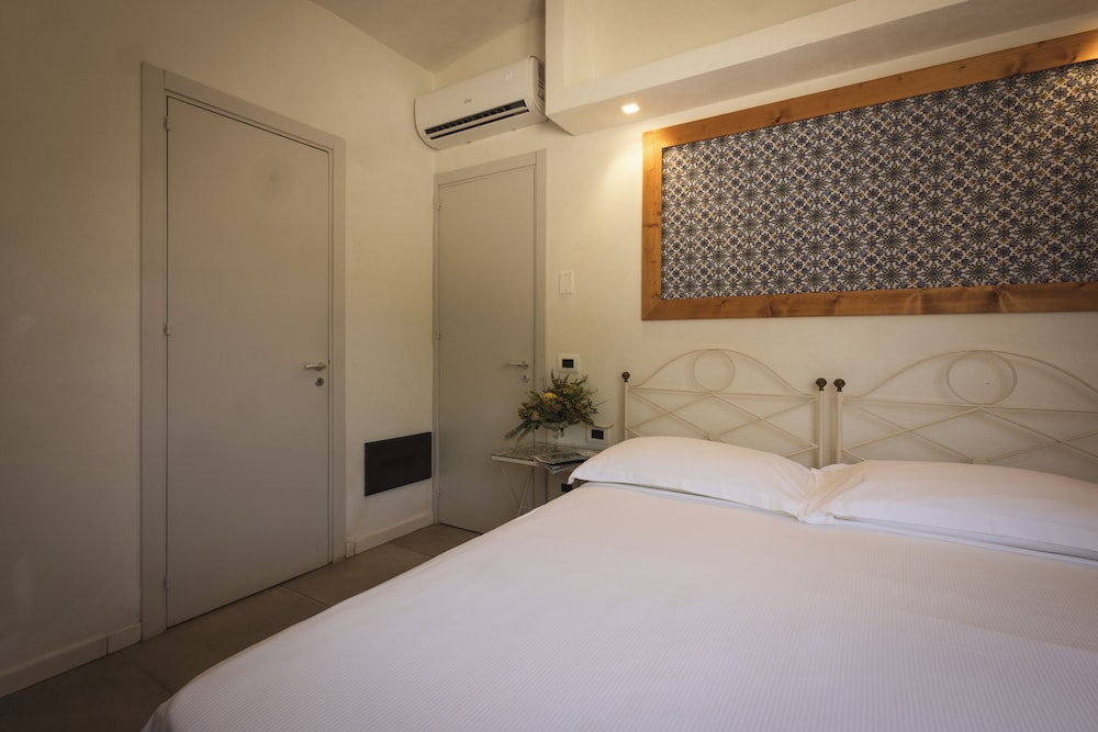 Villa Favorita — Hotel rooms in Marsala, Sicily
