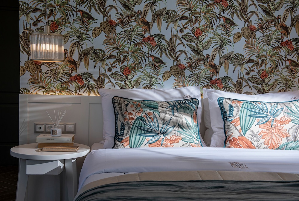 Vespera City Hotel — Hotel rooms in Heraklion