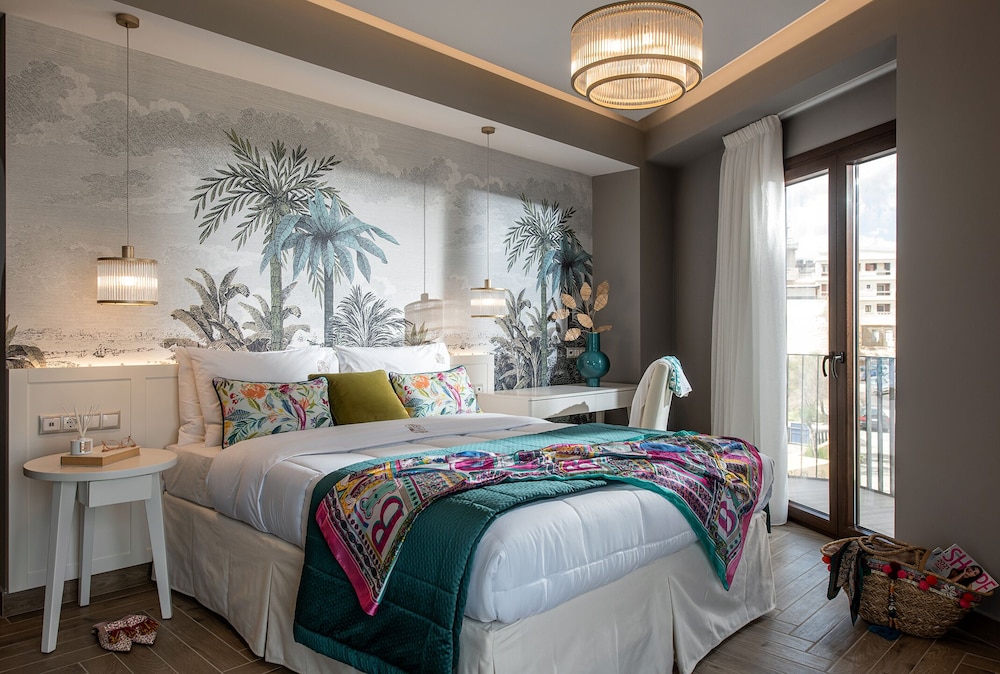 Vespera City Hotel — Hotel rooms in Heraklion