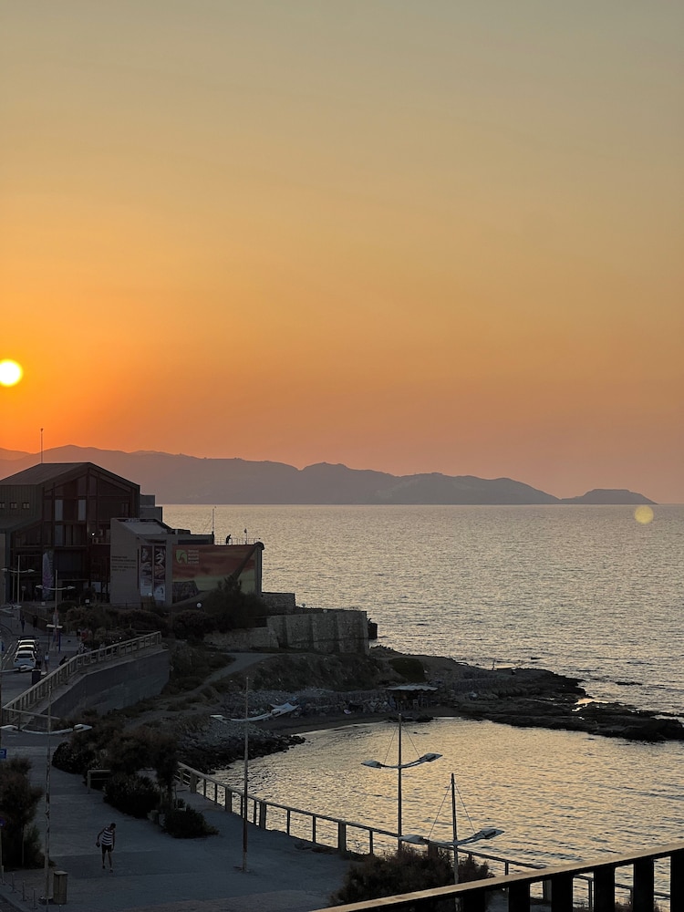 Vespera City Hotel — Attractions in the area in Heraklion