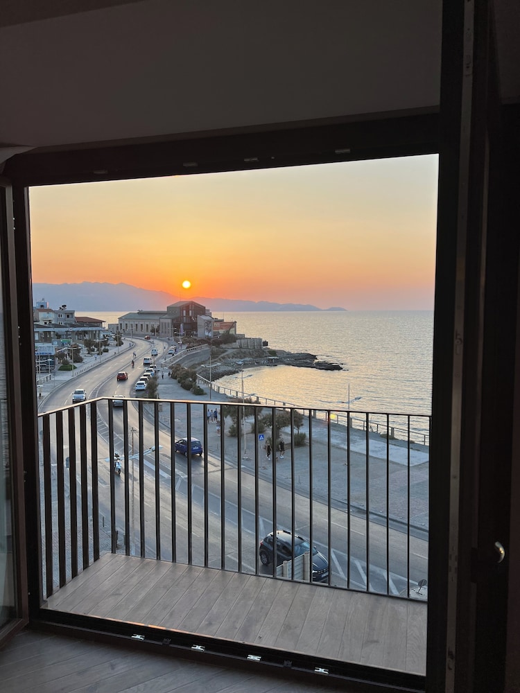Vespera City Hotel — Attractions in the area in Heraklion
