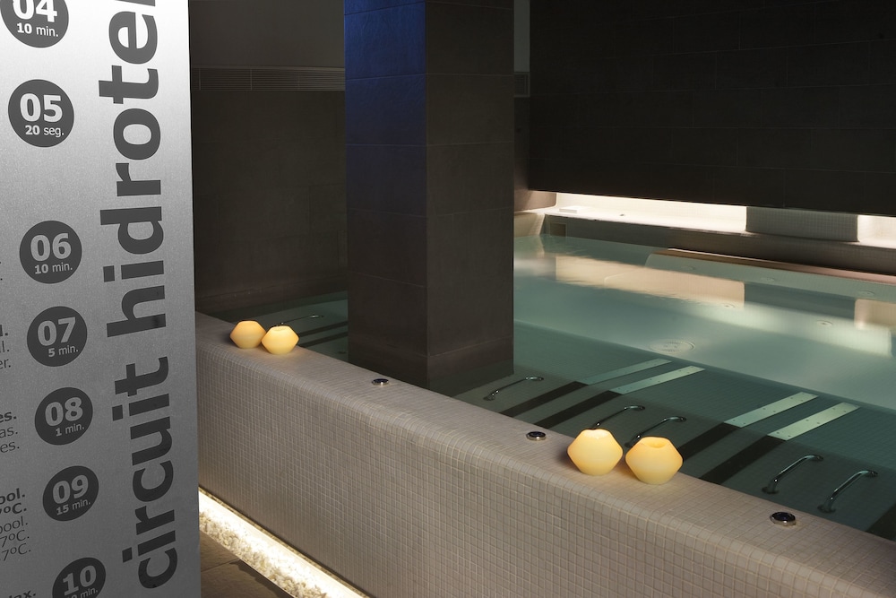 ALEGRIA Plaza Paris — Spa in Lloret de Mar, Catalonia