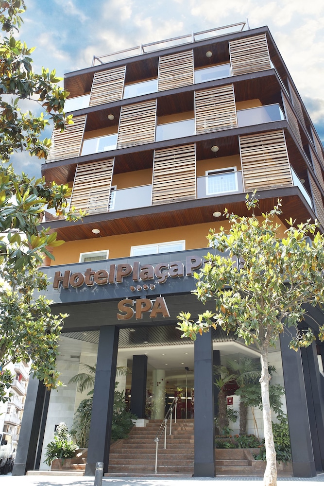 ALEGRIA Plaza Paris — Hotel building in Lloret de Mar, Catalonia
