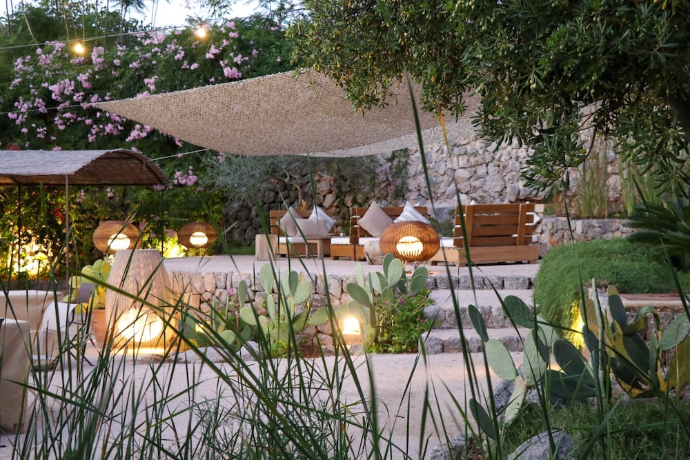 Hotel Es Port — Restaurant & bars in Puerto de Soller, Balearic Islands
