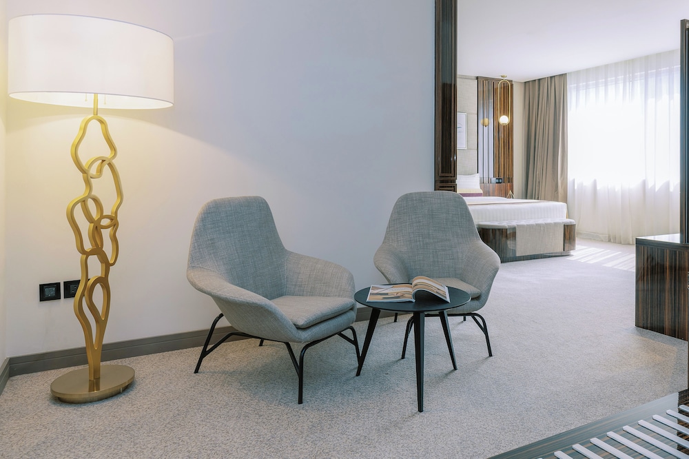 Khalidia Palace Hotel Dubai — Hotel rooms in Dubai