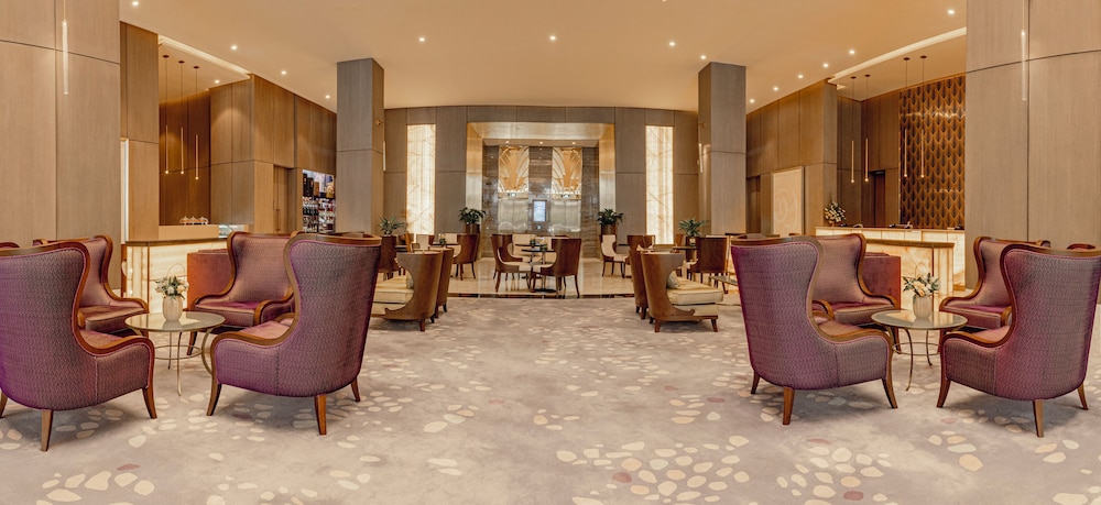 Khalidia Palace Hotel Dubai — Restaurant & bars in Dubai