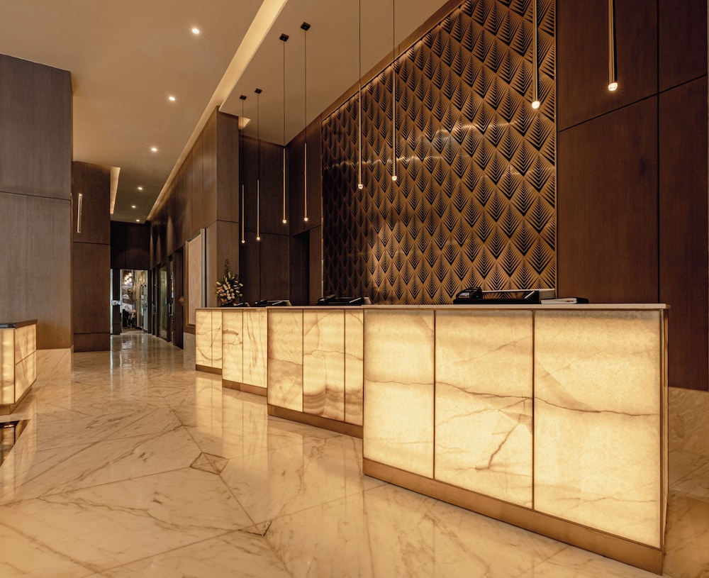 Khalidia Palace Hotel Dubai — Hotel building in Dubai