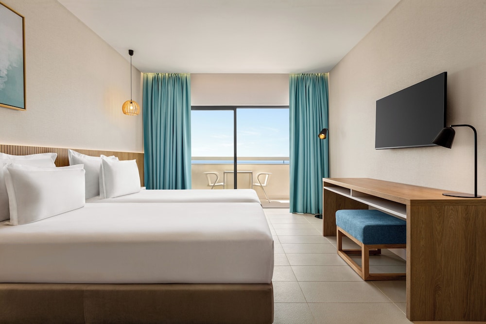 Wyndham Residences Alvor Beach — Hotel rooms in Alvor, Faro