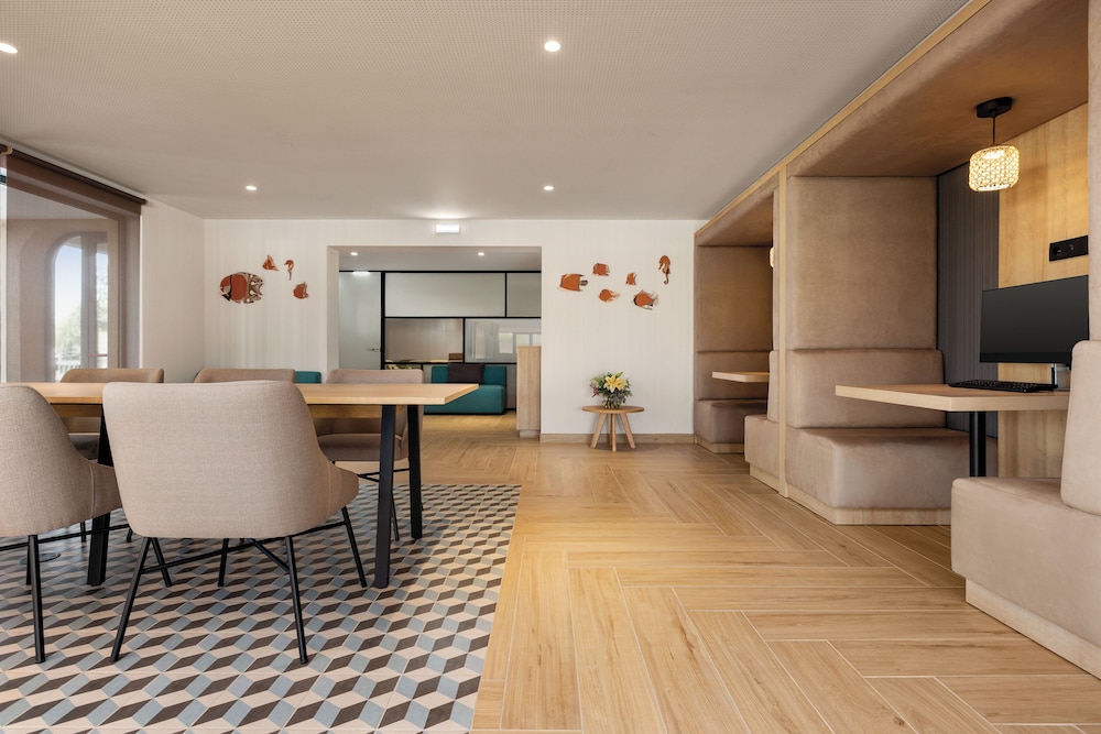 Wyndham Residences Alvor Beach — Restaurant & bars in Alvor, Faro