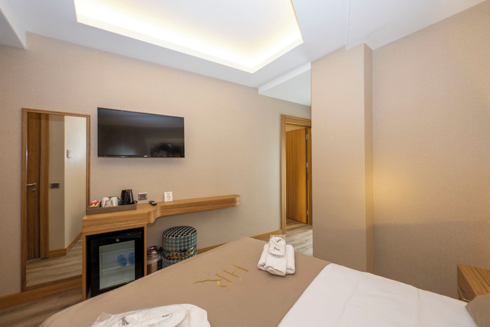 Hotel Ravi — Hotel rooms in Istanbul, Istanbul