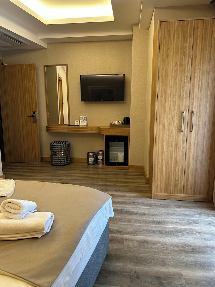 Hotel Ravi — Hotel rooms in Istanbul, Istanbul