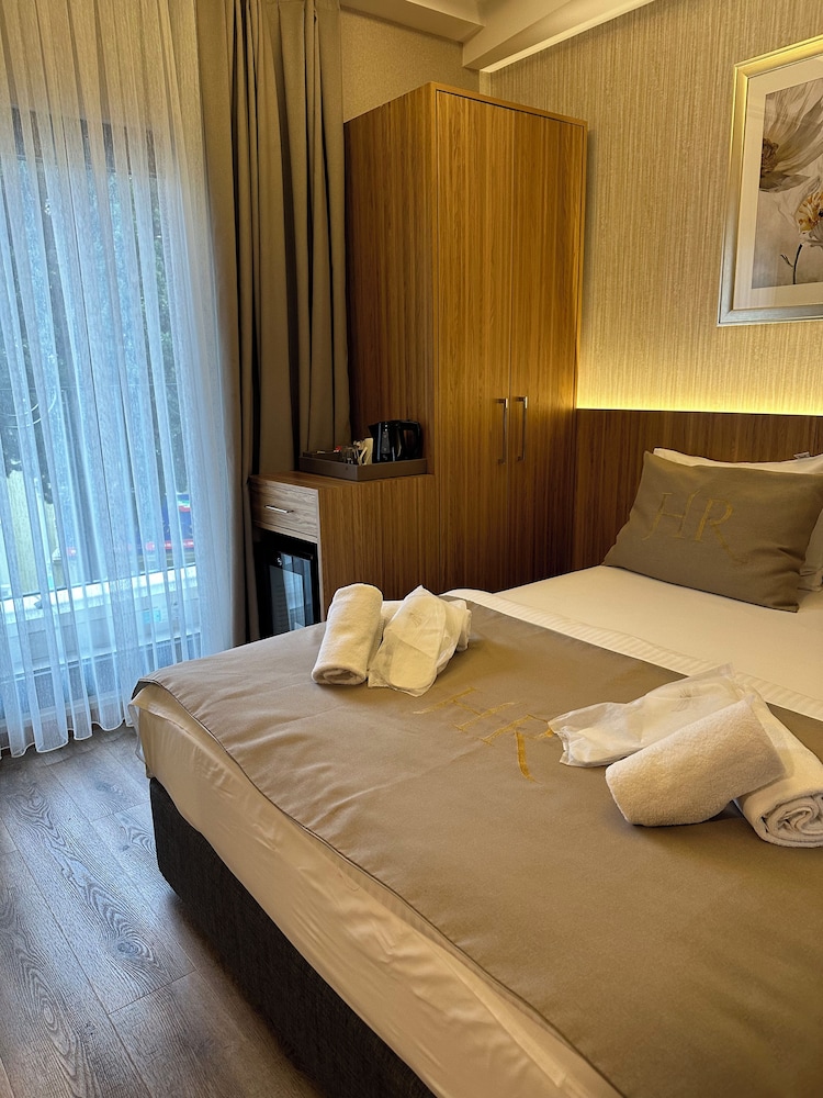 Hotel Ravi — Hotel rooms in Istanbul, Istanbul
