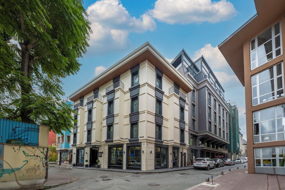 Hotel Ravi — Hotel building in Istanbul, Istanbul